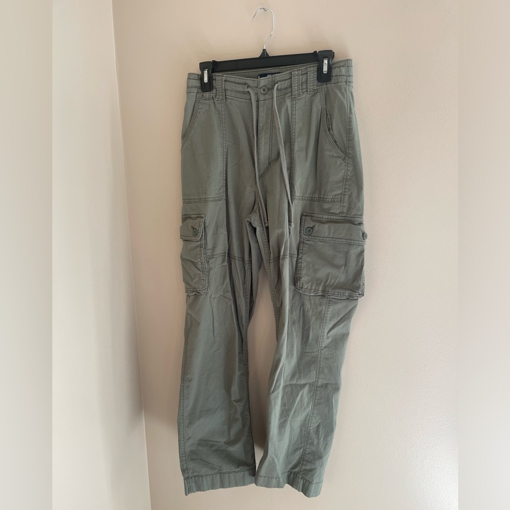 Women’s Hollister Olive Cargo Pants